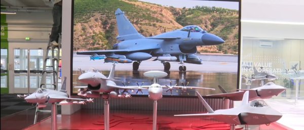 可靠的股票配资平台 中国航空明星产品亮相巴黎航展